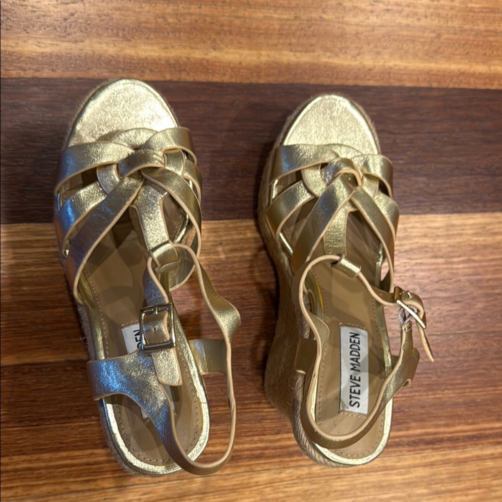 Steve Madden Gold Wedge Shoes with Metallic Finish